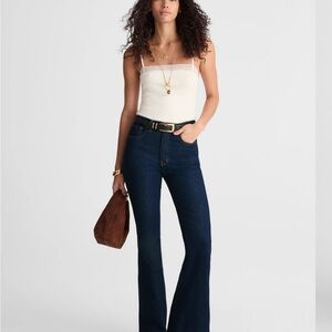 Madewell NEW FIT
The Stretch Flare Jean